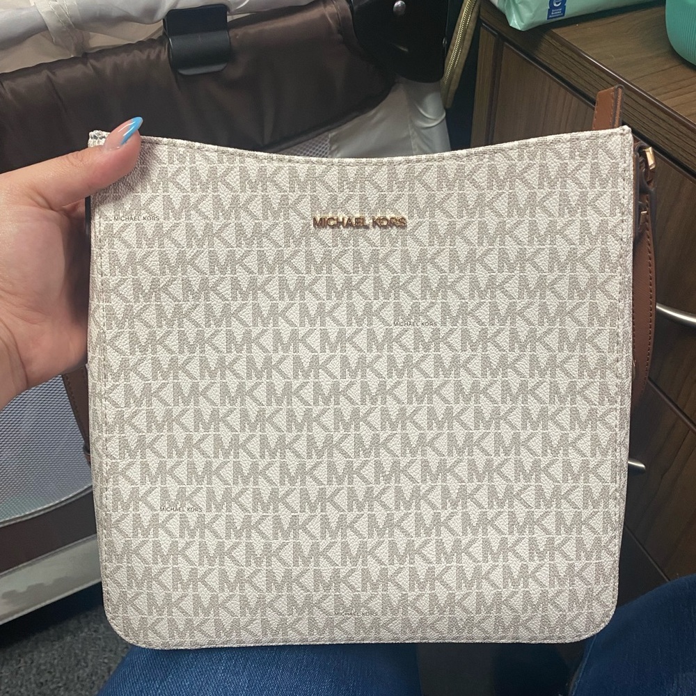 Michael Kors crossbody purse